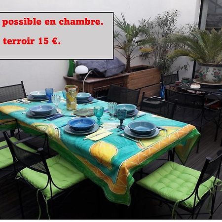 Patio2 Pezenas Centre Il Y A Plus Cher Mais C Est Moins Bien المظهر الخارجي الصورة